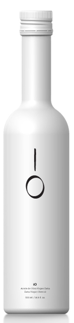 15個(gè)白色酒瓶包裝設(shè)計(jì)(圖7)