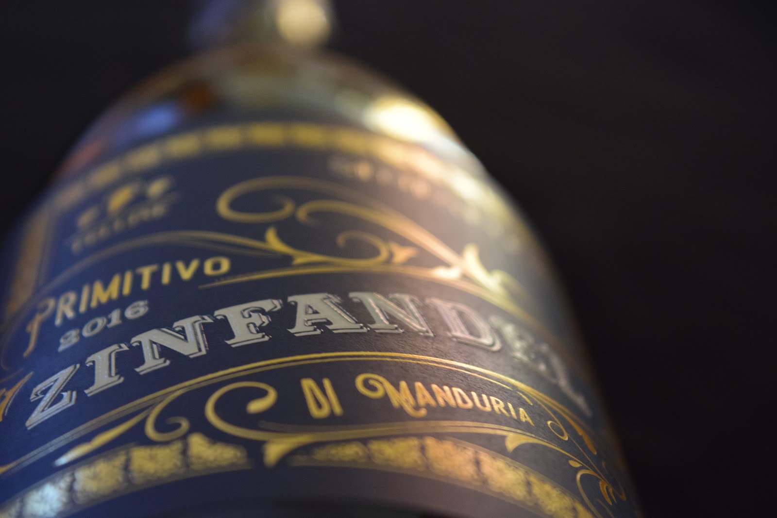 葡萄酒標(biāo)設(shè)計(jì)(圖1) 葡萄酒標(biāo)設(shè)計(jì)(圖1)