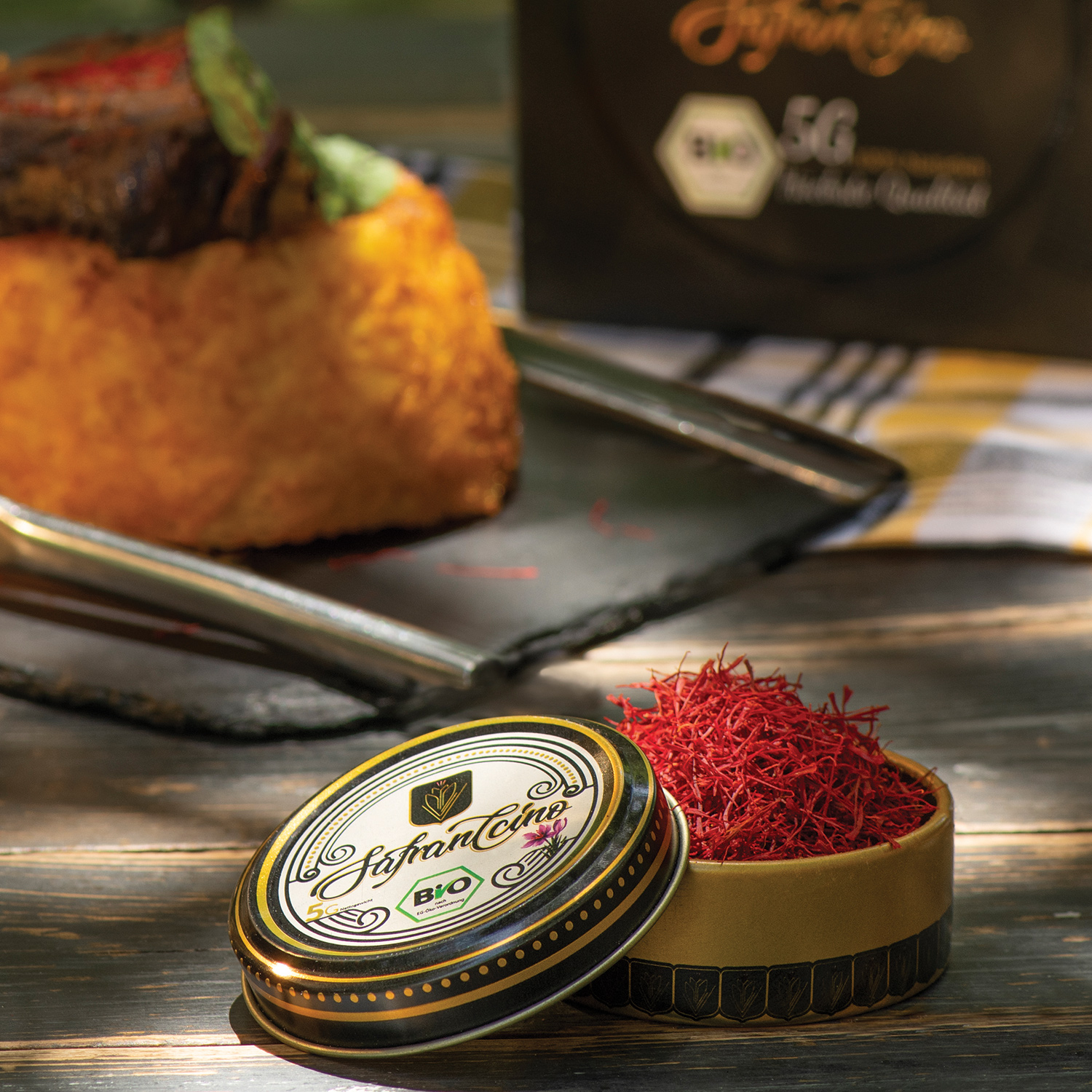 硬盒藏紅花包裝這樣設(shè)計(jì)很奢華(圖3)