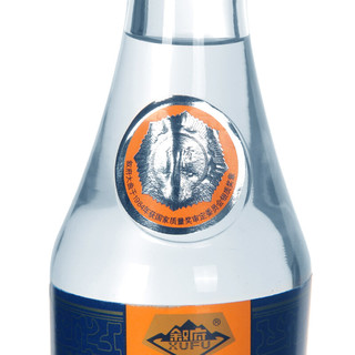 創(chuàng)意酒包裝設(shè)計敘府藍(lán)標(biāo)大曲濃香型白酒產(chǎn)品包裝設(shè)計欣賞(圖4)